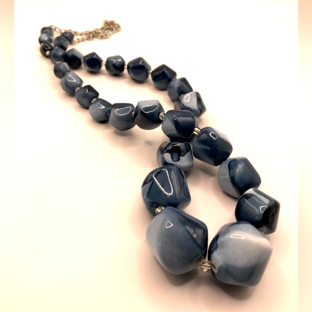 Charming Charlie Marble Blue & White Acrylic Beaded Necklace